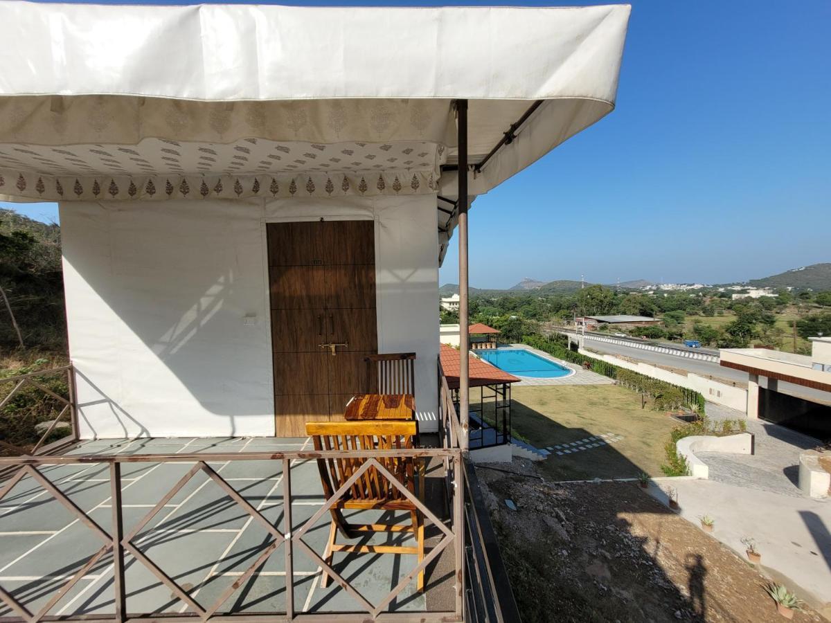 Aura Gold Resort Udaipur Exterior photo